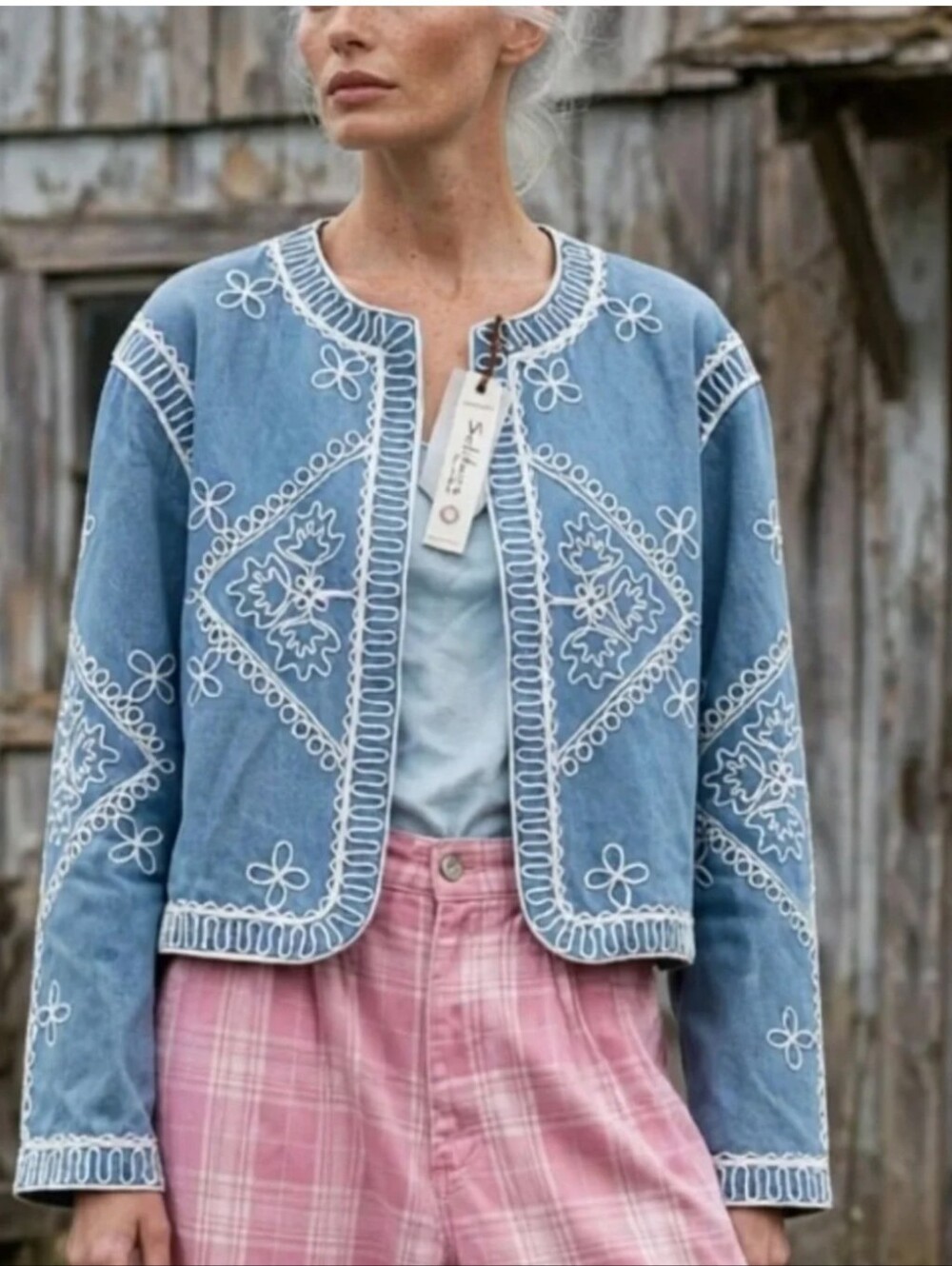 Nwt L,M Solitaire Light Blue Embroidered Denim Jacket B2